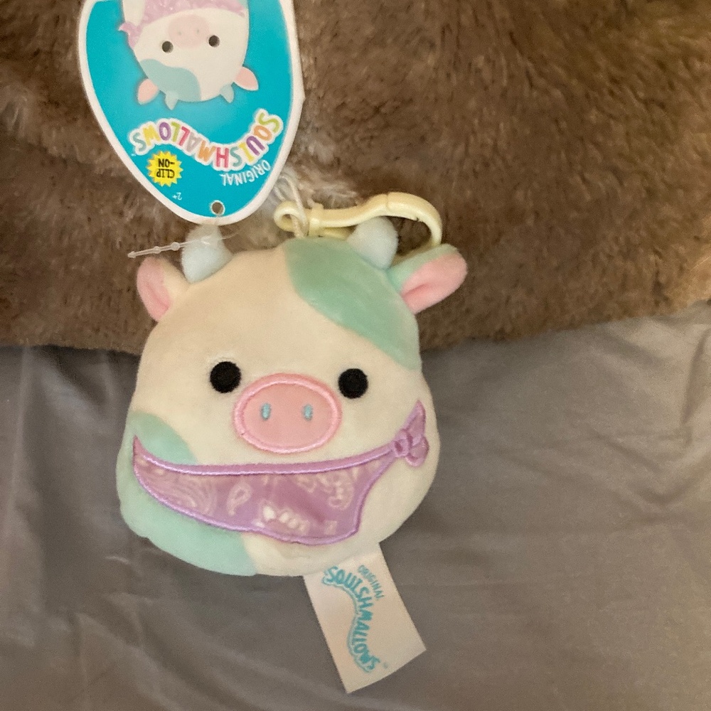 Belana cow clip squishmallow